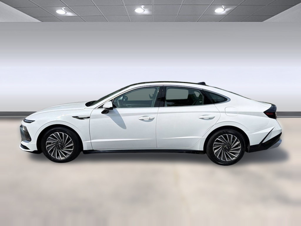 Used 2026 Hyundai Sonata Hybrid SEL Sedan