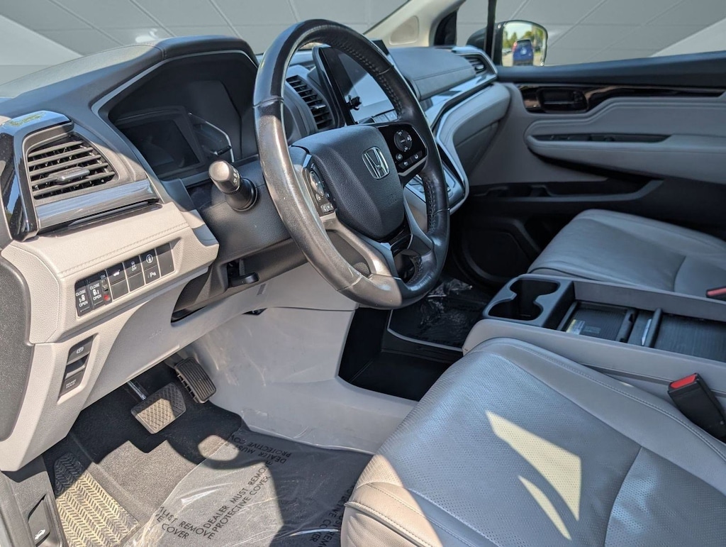 Used 2023 Honda Odyssey Elite Van