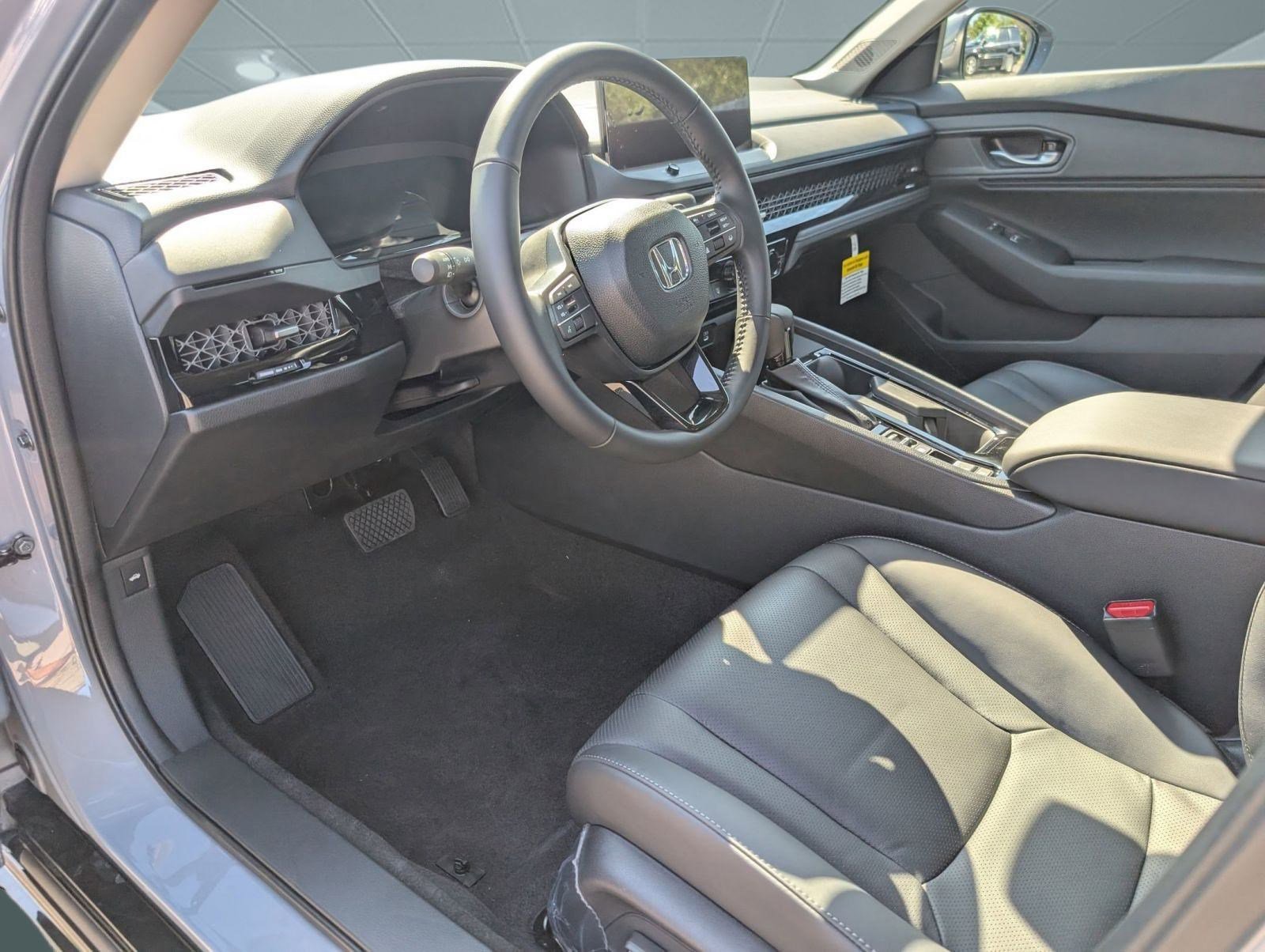 2025 Honda Accord Hybrid EX-L photo 4