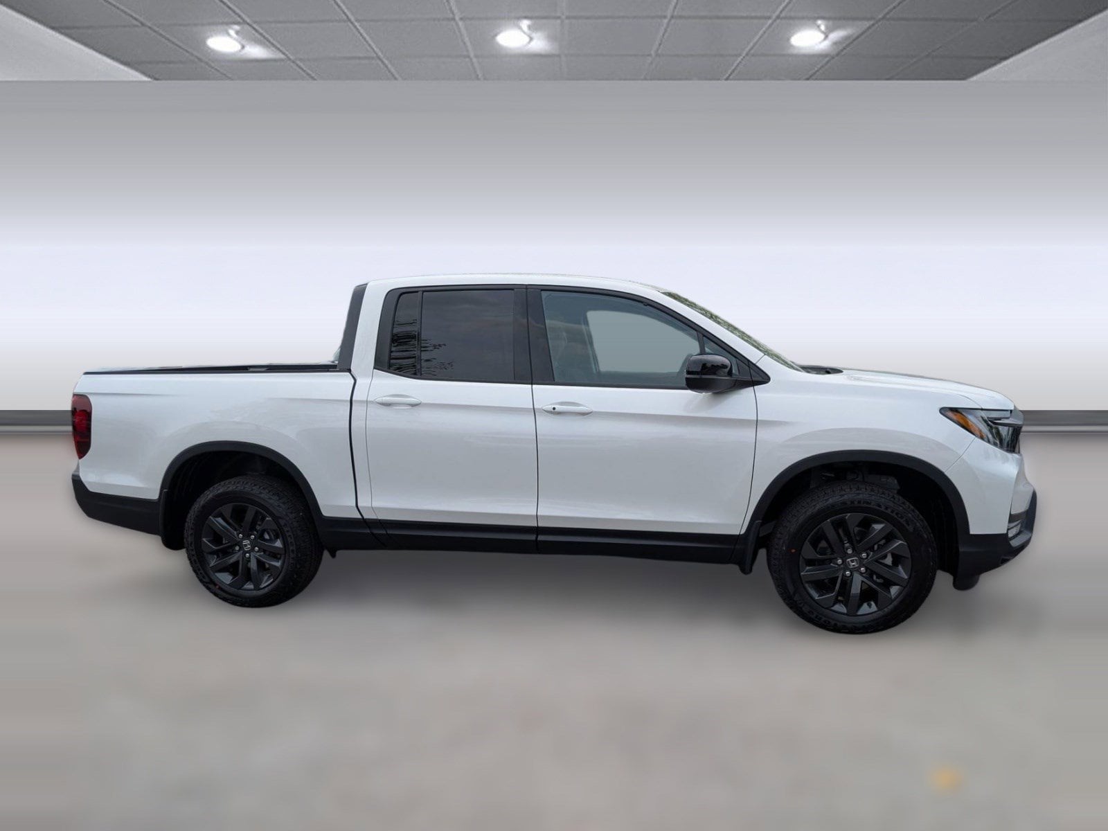 2026 Honda Ridgeline Sport - Photo 8