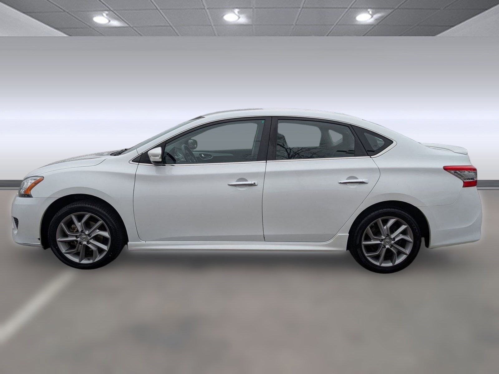 Used 2015 Nissan Sentra SR with VIN 3N1AB7AP0FY316471 for sale in Nashville, TN