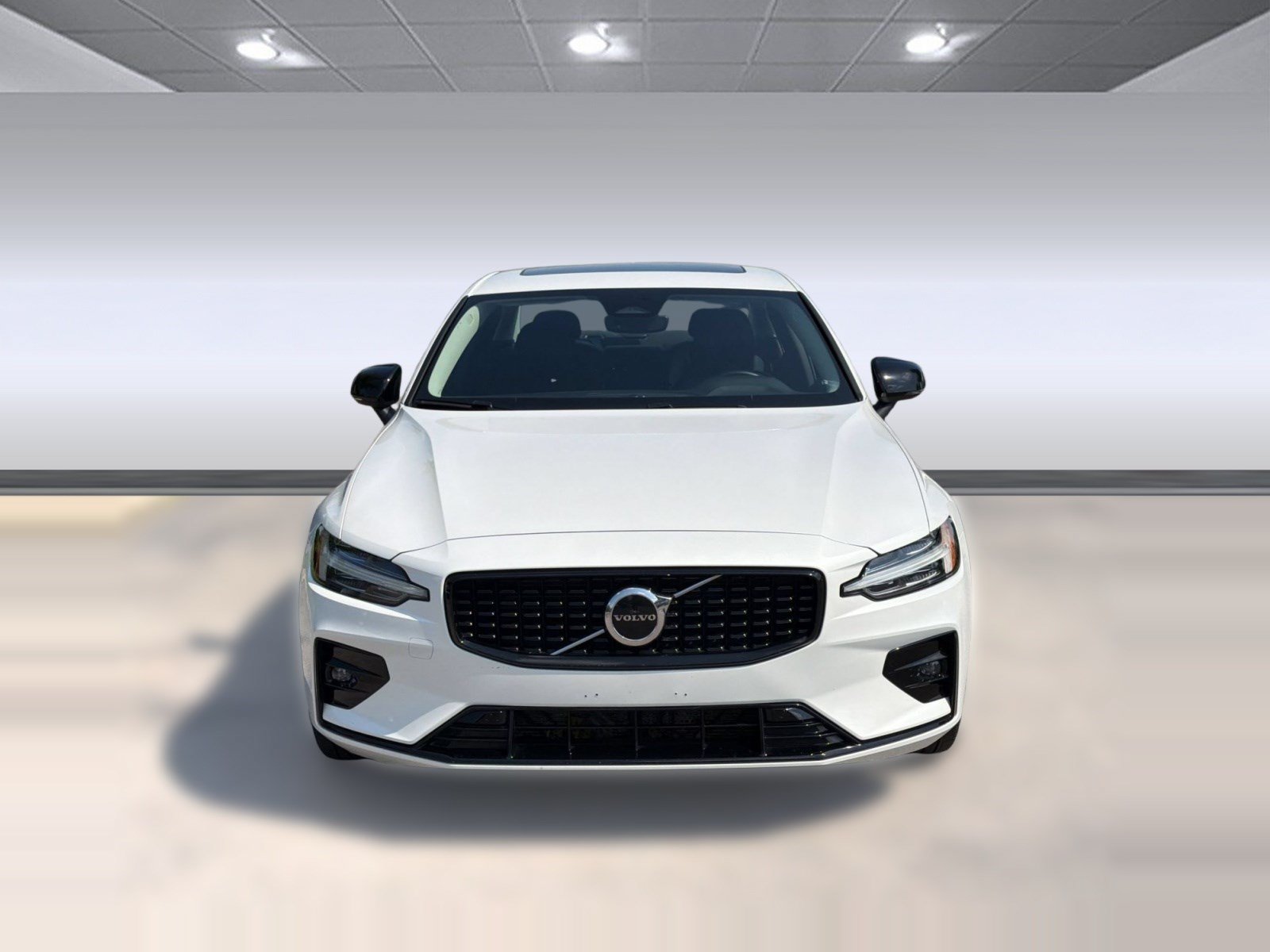 S60 Core Dark Theme Sedan