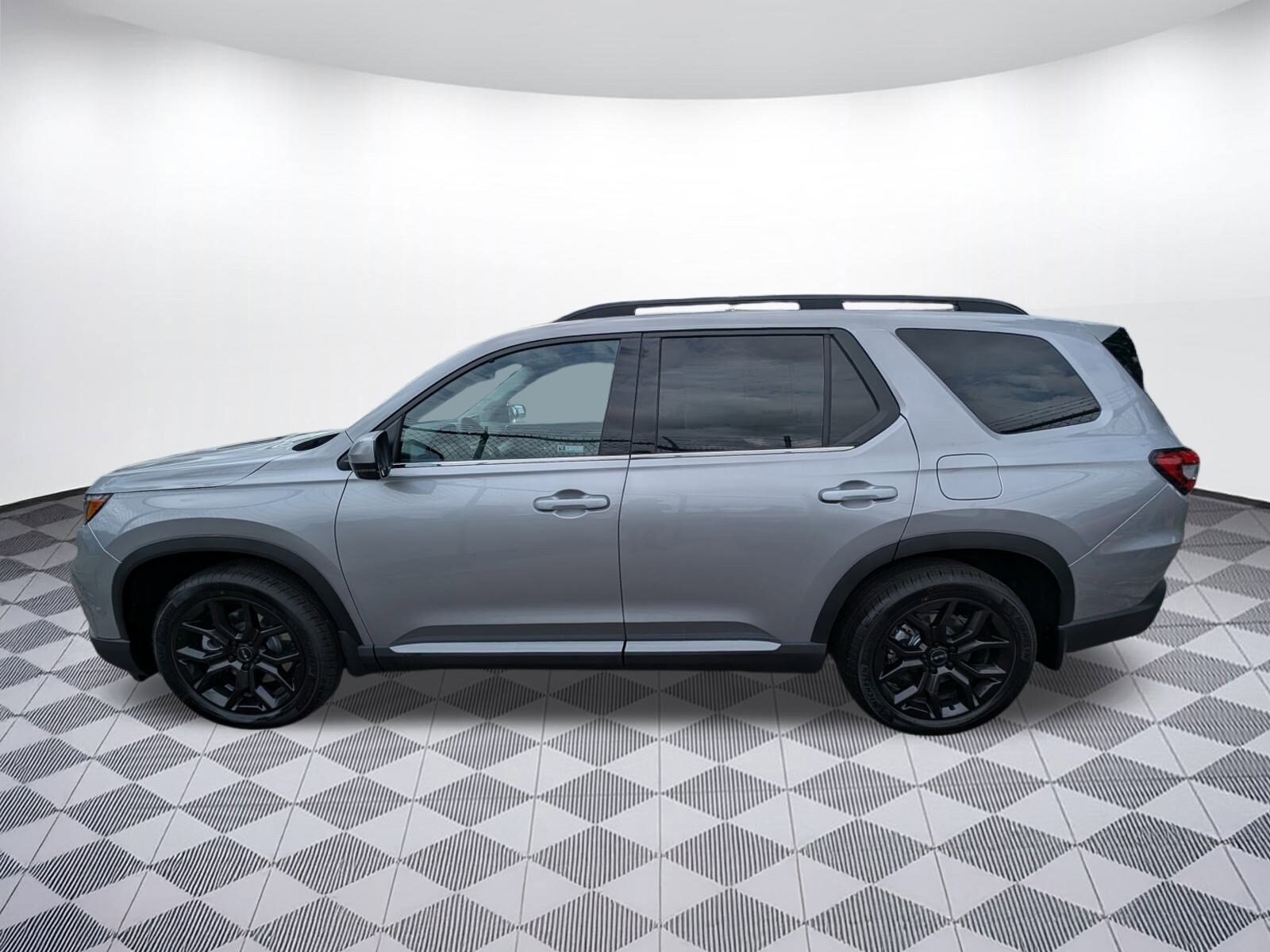 2025 Honda Pilot Touring photo 4