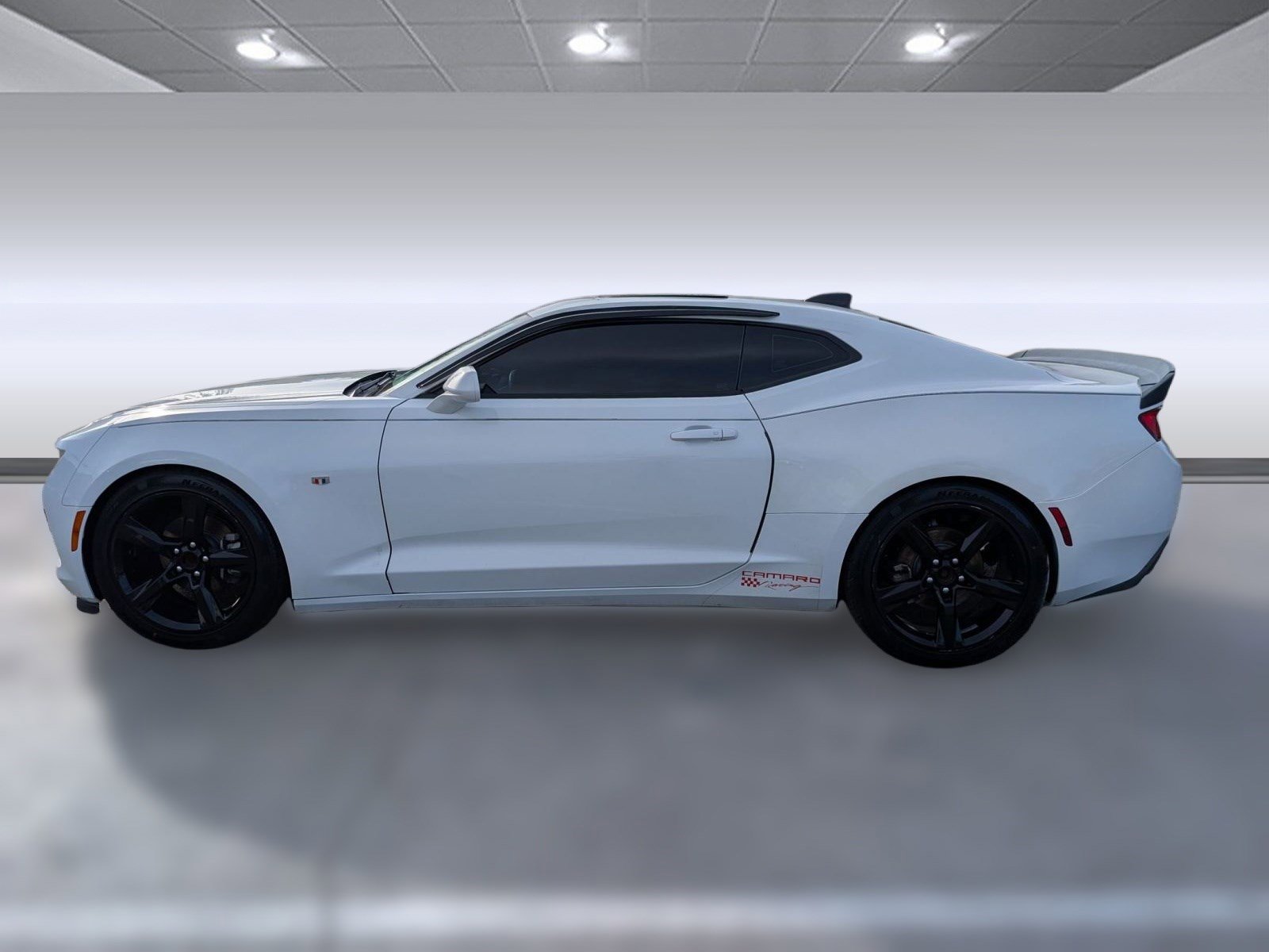 2017 Chevrolet Camaro 1LT photo 2