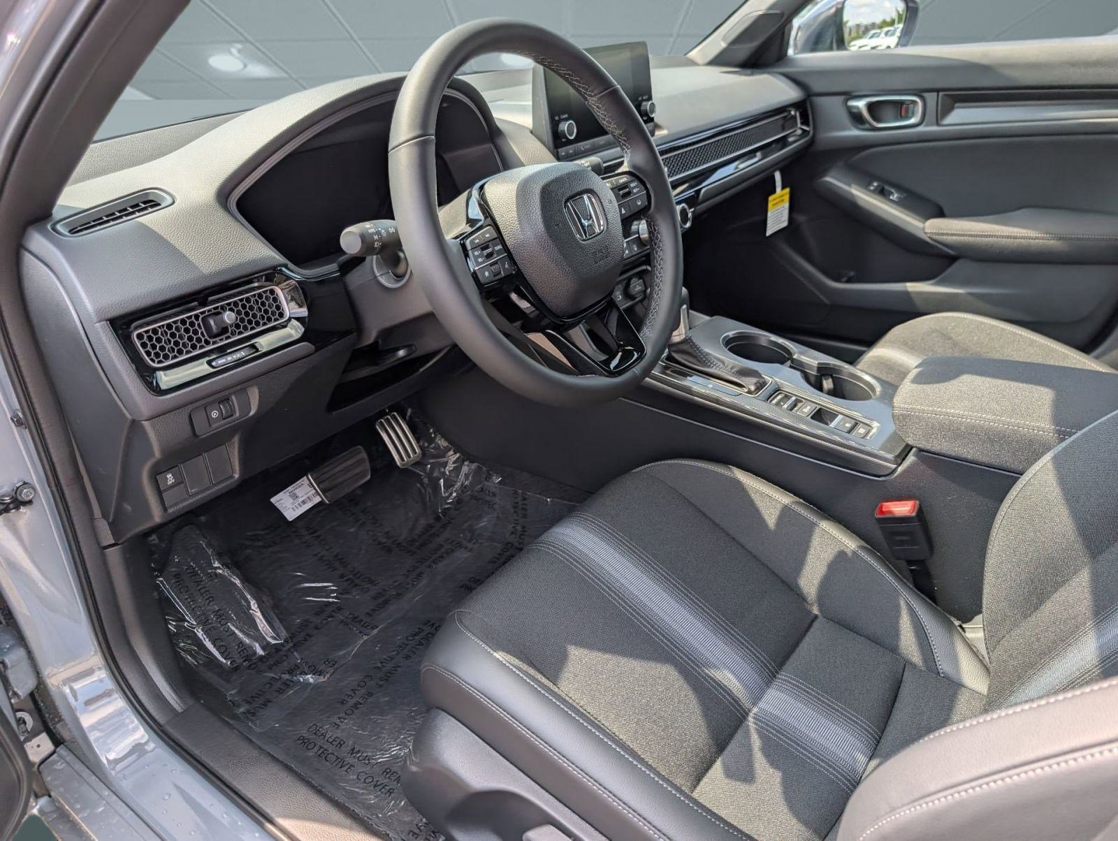 2026 Honda Civic Sport Hatchback photo 4