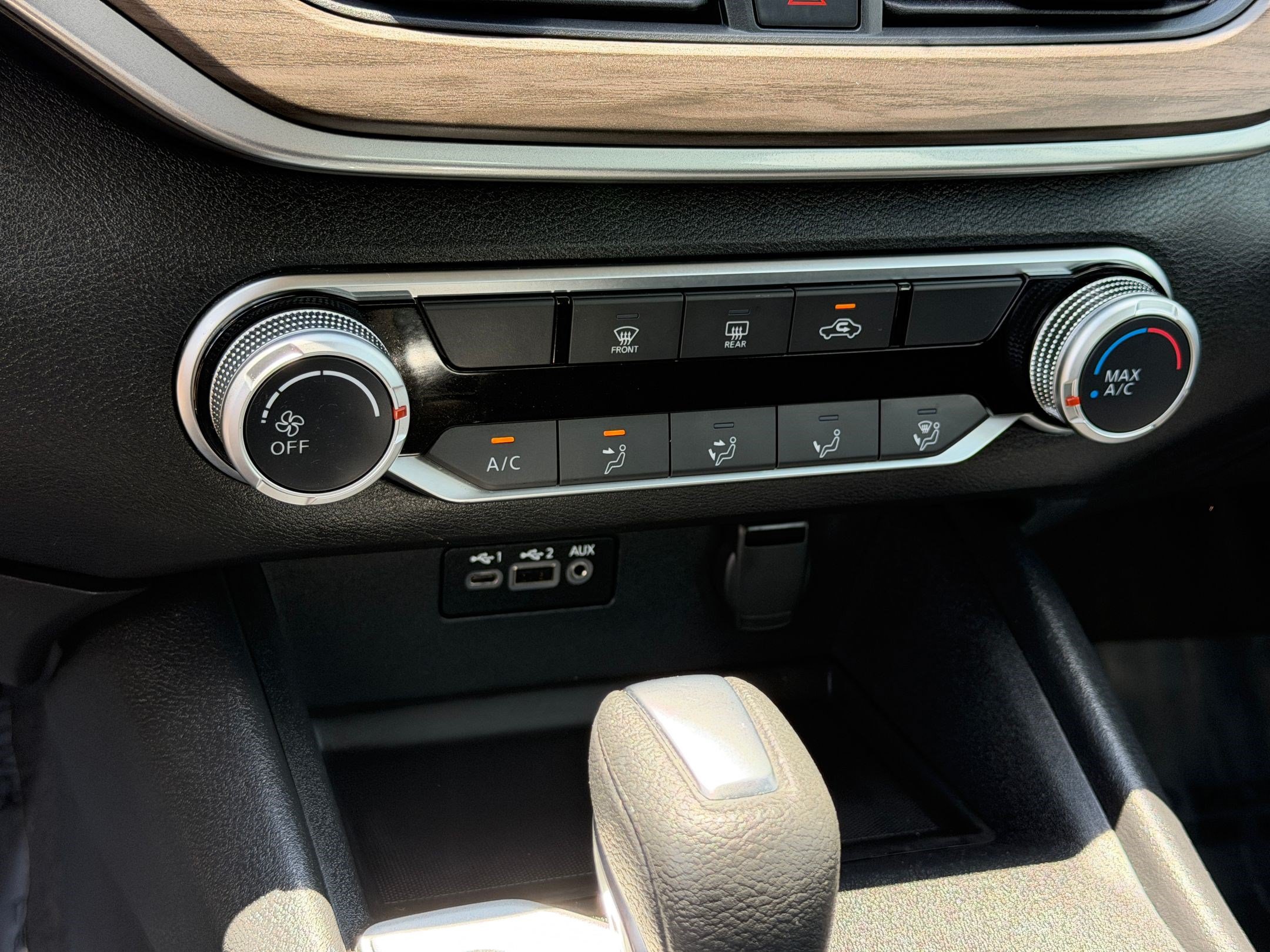 2025 Nissan Altima SV - Photo 16