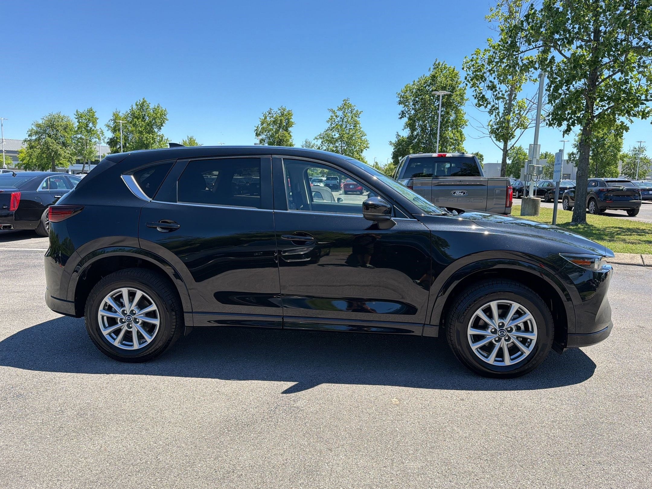 2025 Mazda CX-5 S Select Package - Photo 8