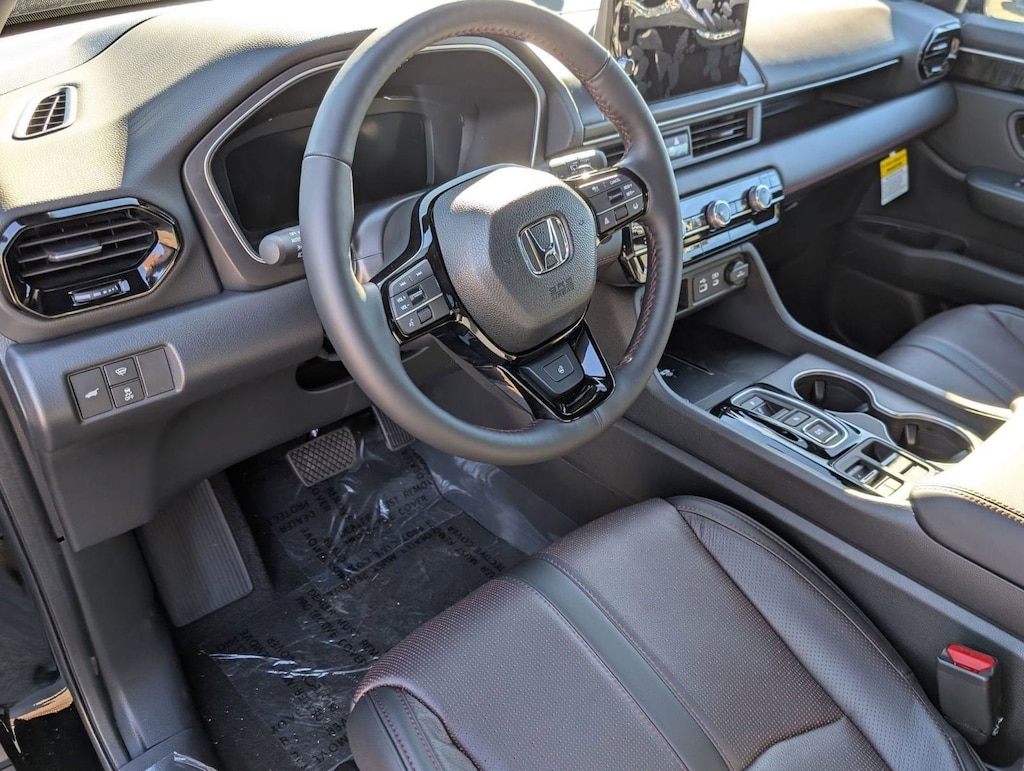 2025 Honda Pilot Black Edition photo 4