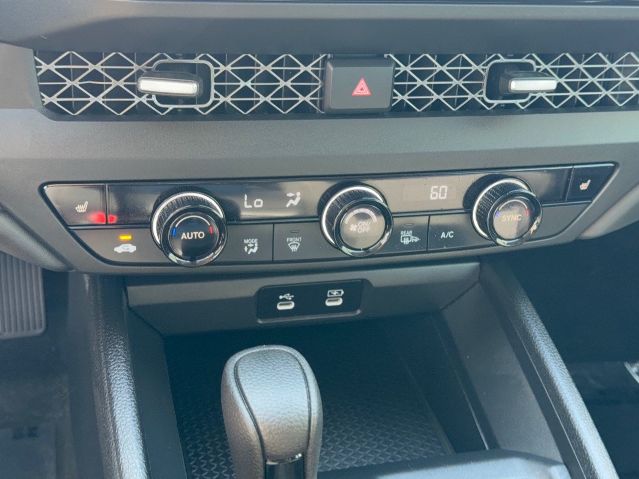 2025 Honda Accord SE - Photo 22
