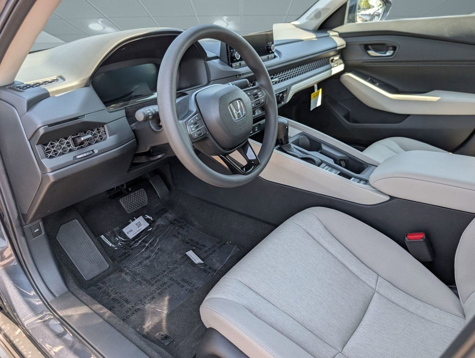 2025 Honda Accord SE photo 4