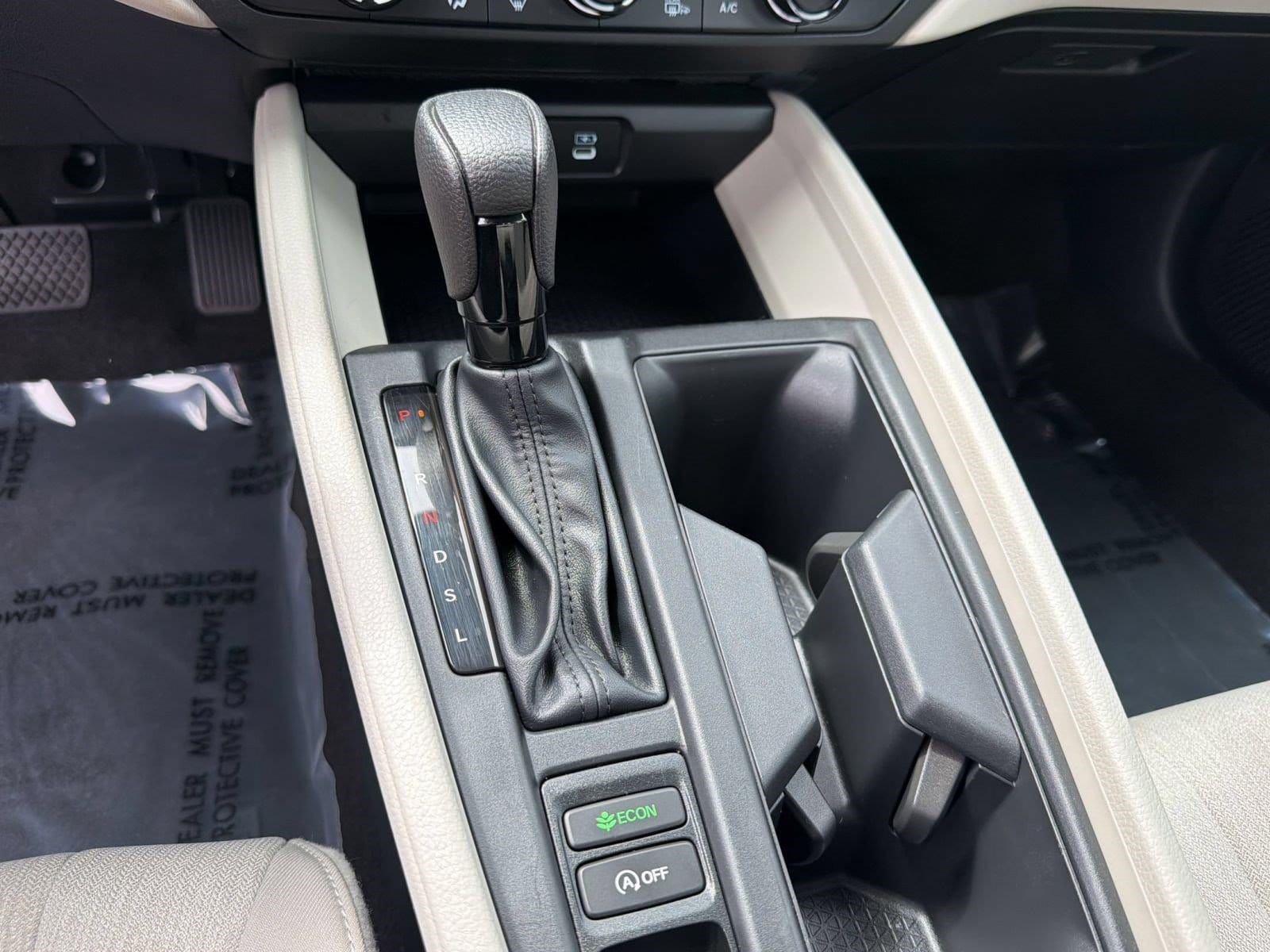 2025 Honda Accord SE - Photo 16