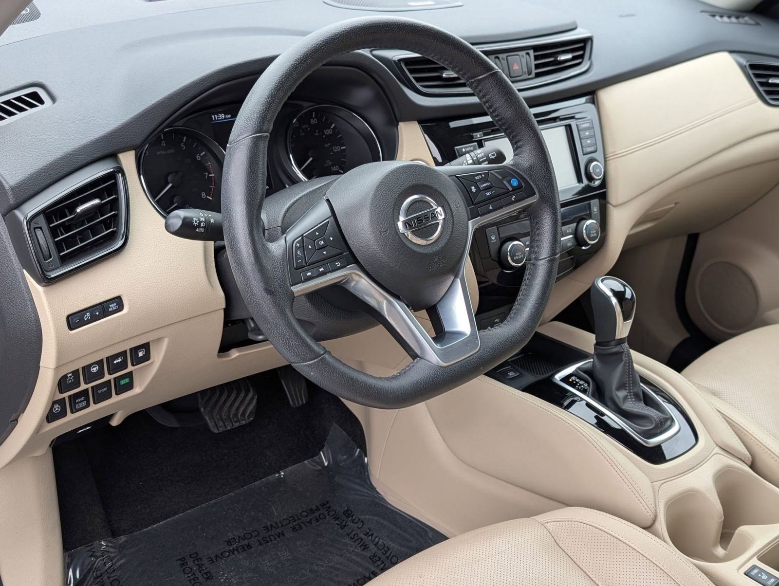 2019 Nissan Rogue SL photo 3
