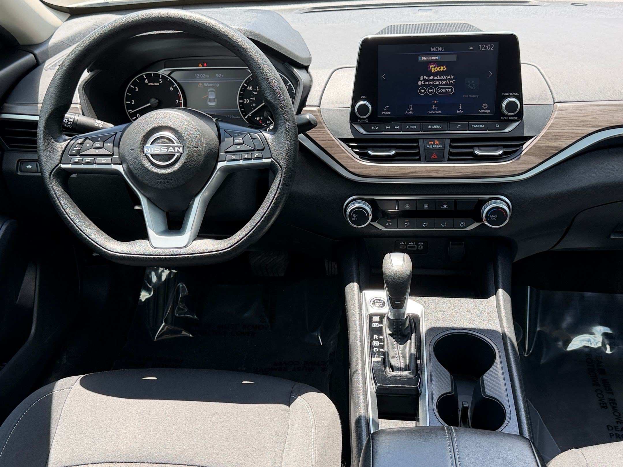 2025 Nissan Altima SV - Photo 24