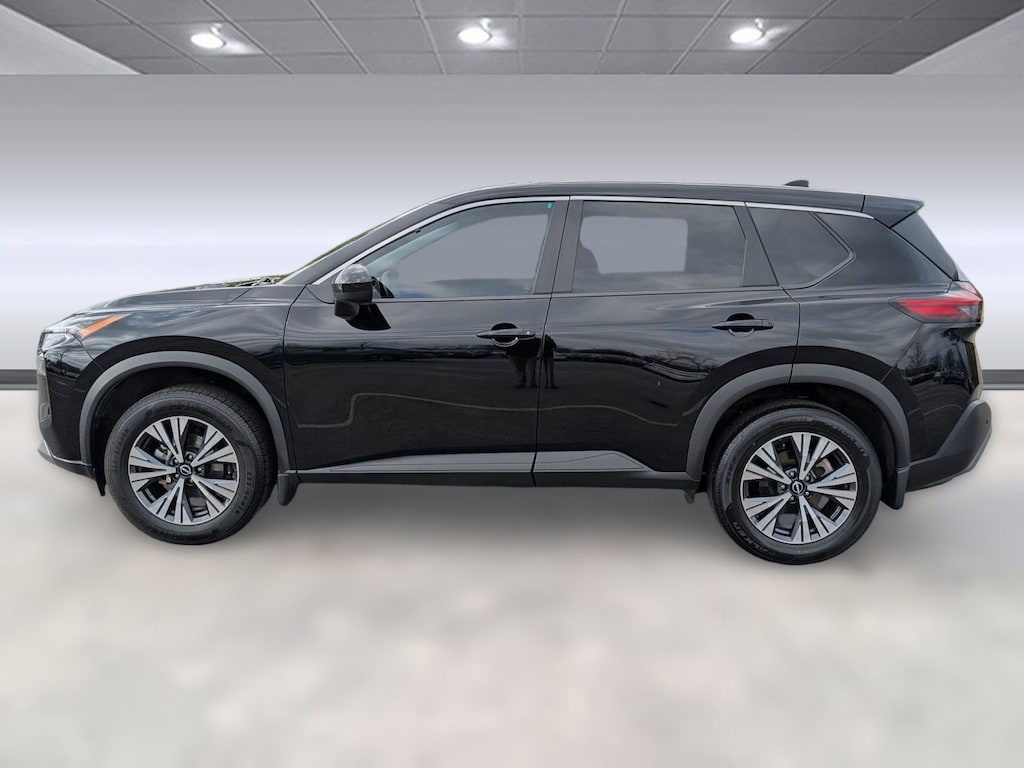Used 2023 Nissan Rogue SV SUV