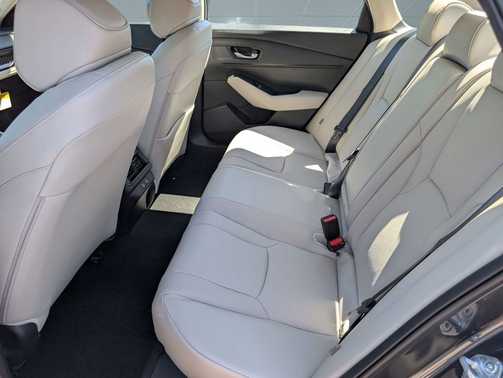 2025 Honda Accord Hybrid EX-L - Photo 13