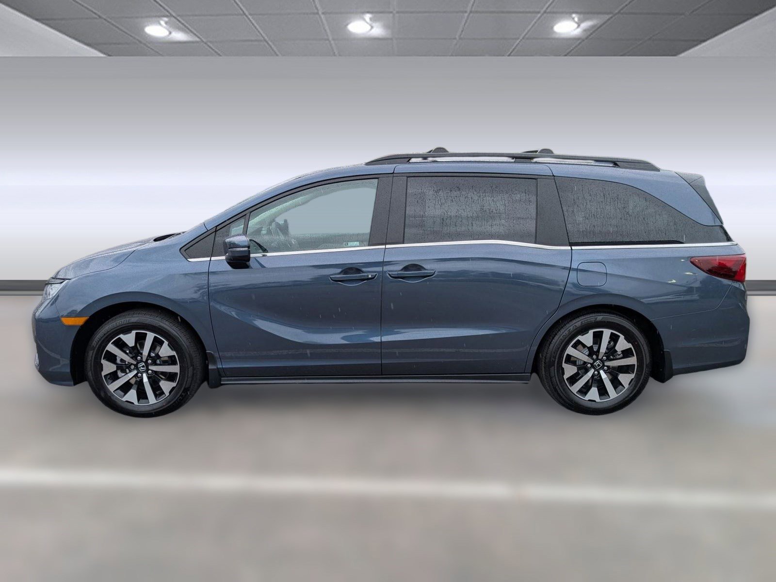 2026 Honda Odyssey EX-L photo 2