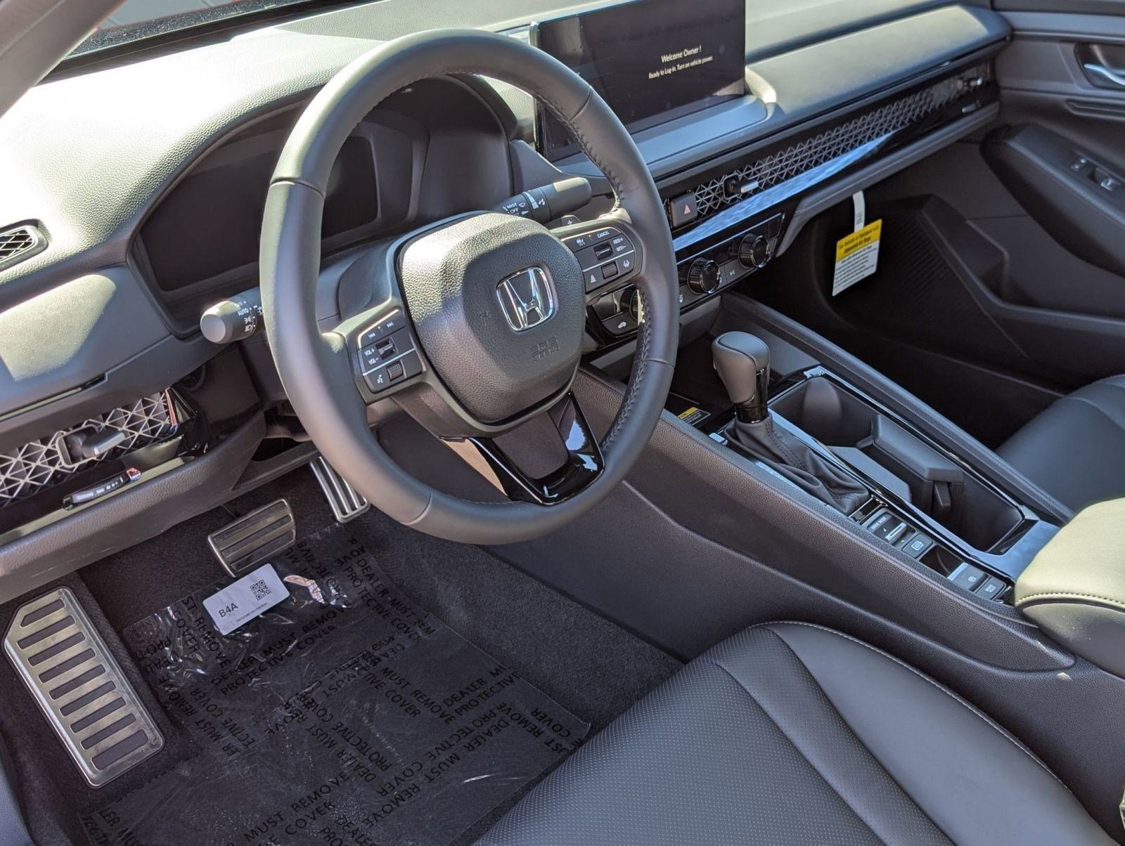 2025 Honda Accord Hybrid Sport-L photo 4