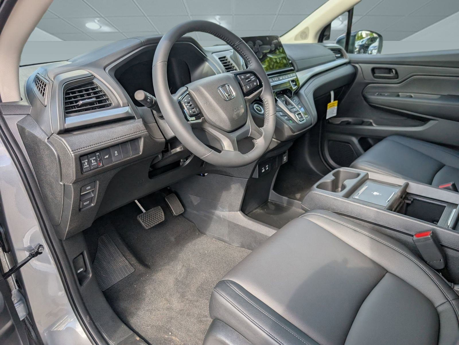 2026 Honda Odyssey EX-L photo 3