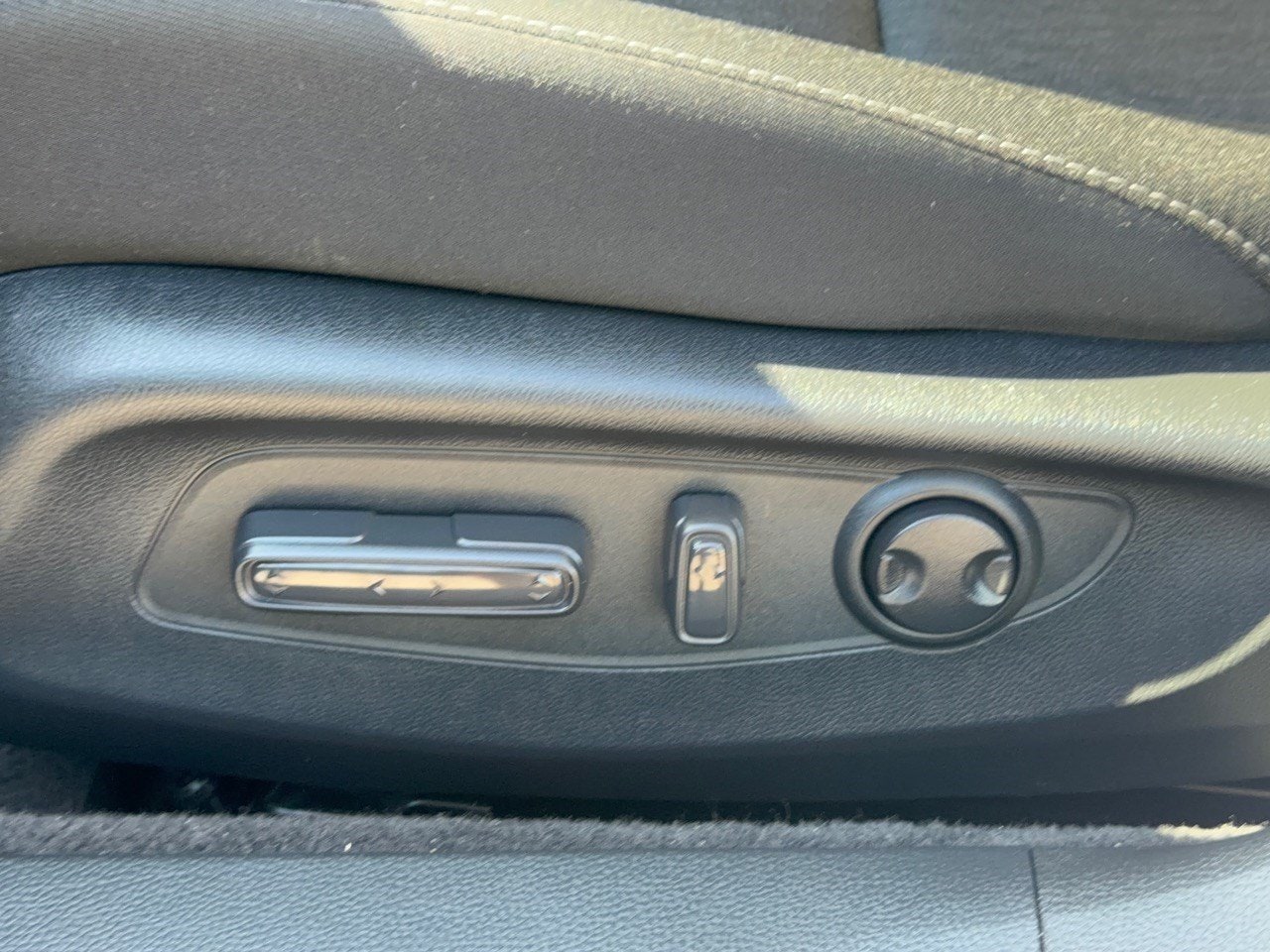 2025 Honda Accord SE - Photo 16