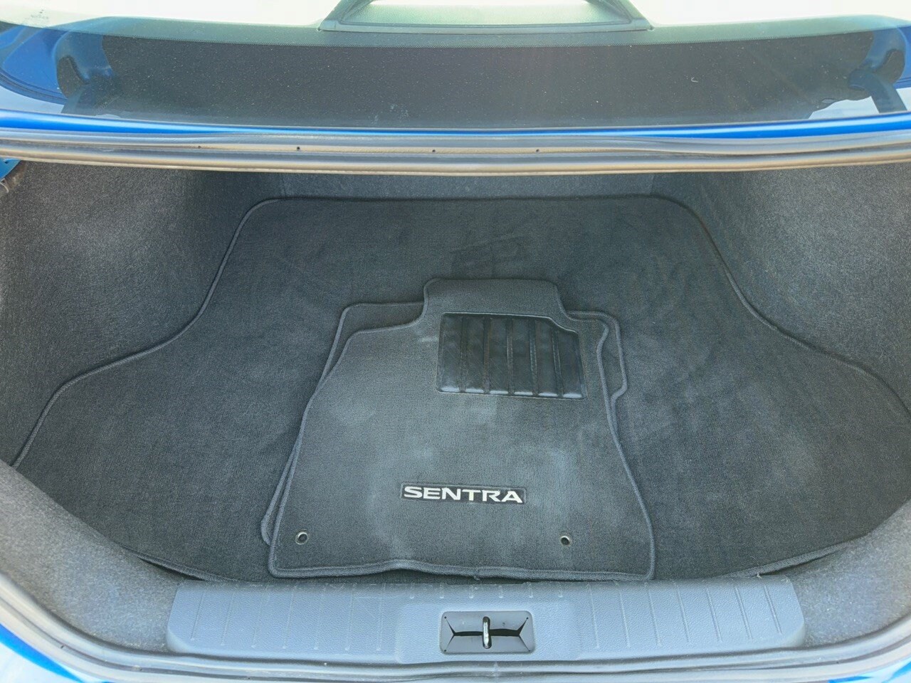 2025 Nissan Sentra SV - Photo 28