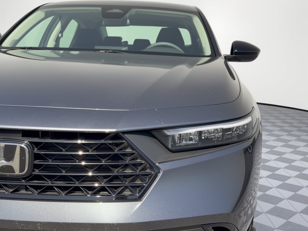 2025 Honda Accord SE - Photo 12