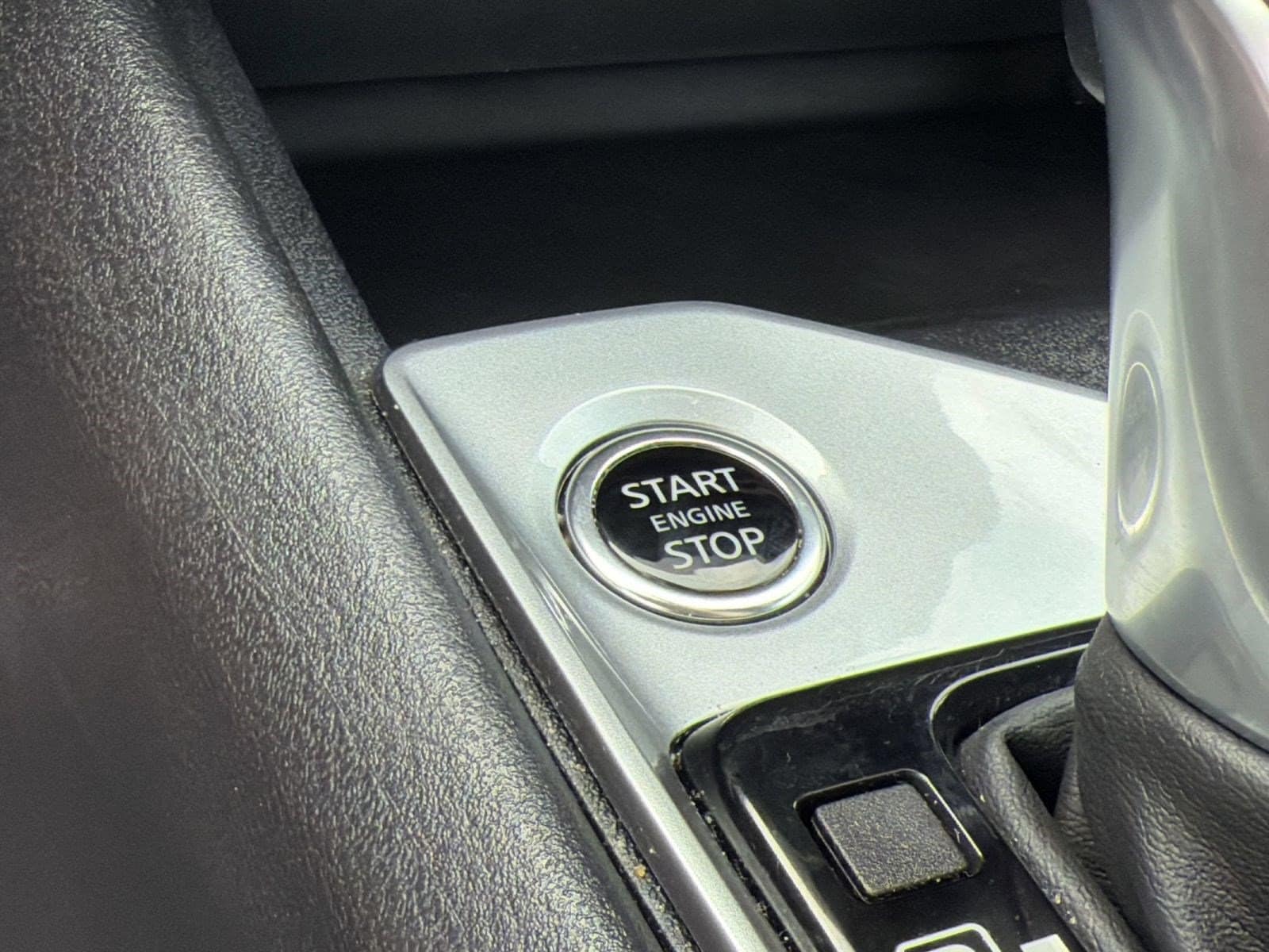 2025 Nissan Altima SV - Photo 16