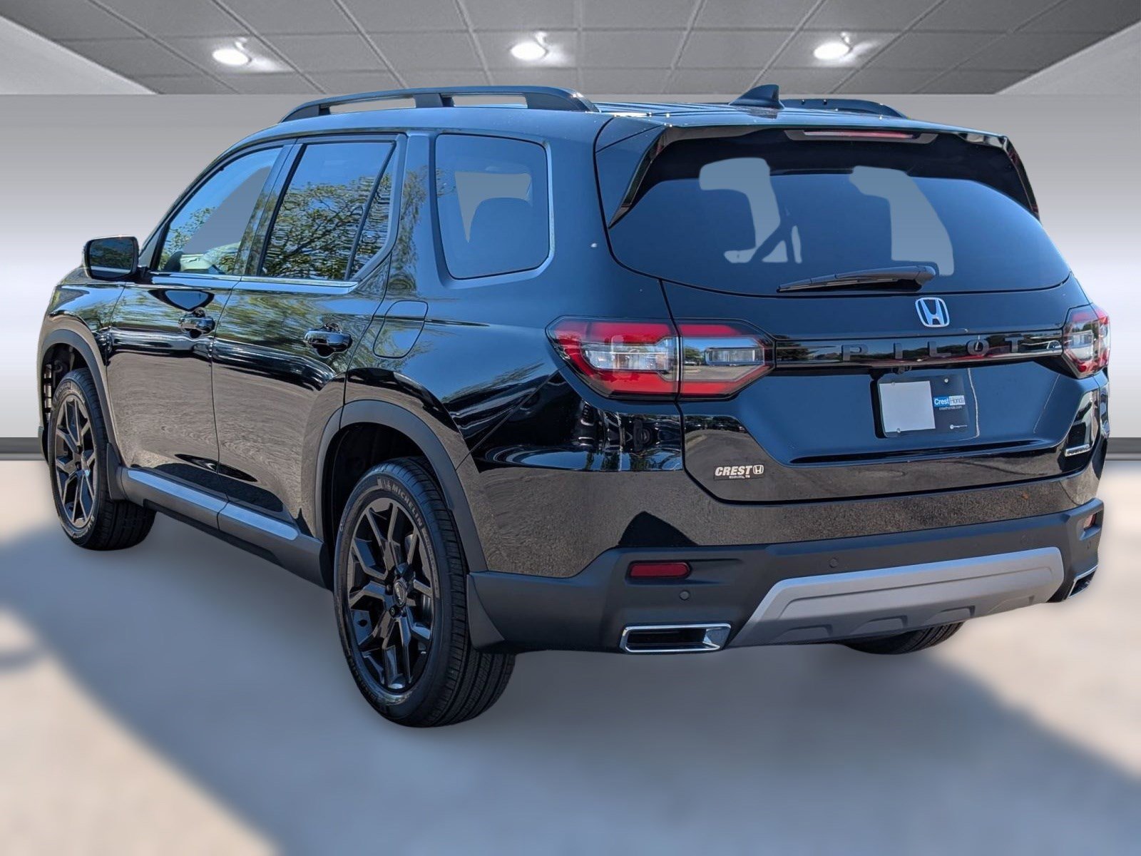 2025 Honda Pilot Touring photo 3