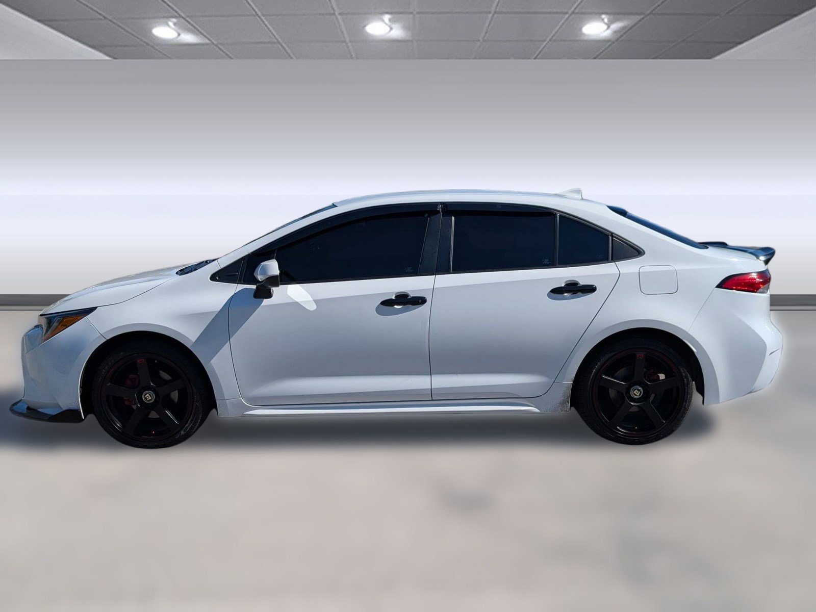 2022 Toyota Corolla LE photo 2