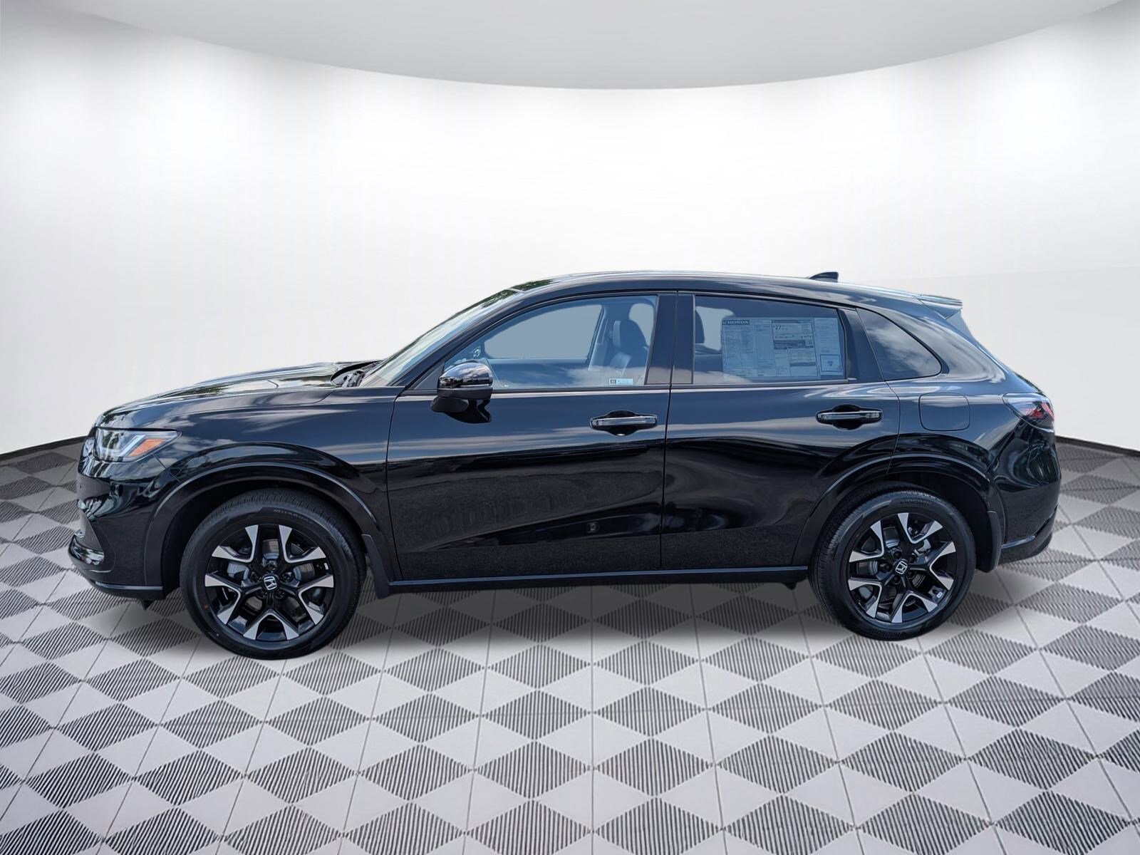 2026 Honda HR-V EX-L photo 2