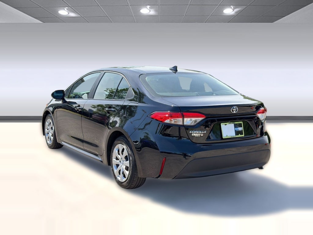 Used 2025 Toyota Corolla LE Sedan