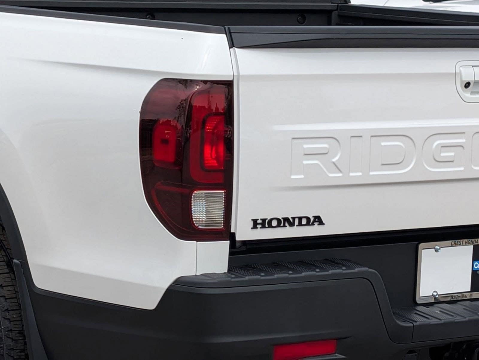 2026 Honda Ridgeline Sport - Photo 13