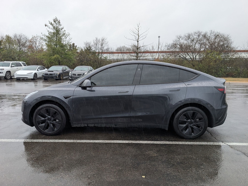 Used 2025 Tesla Model Y Long Range SUV