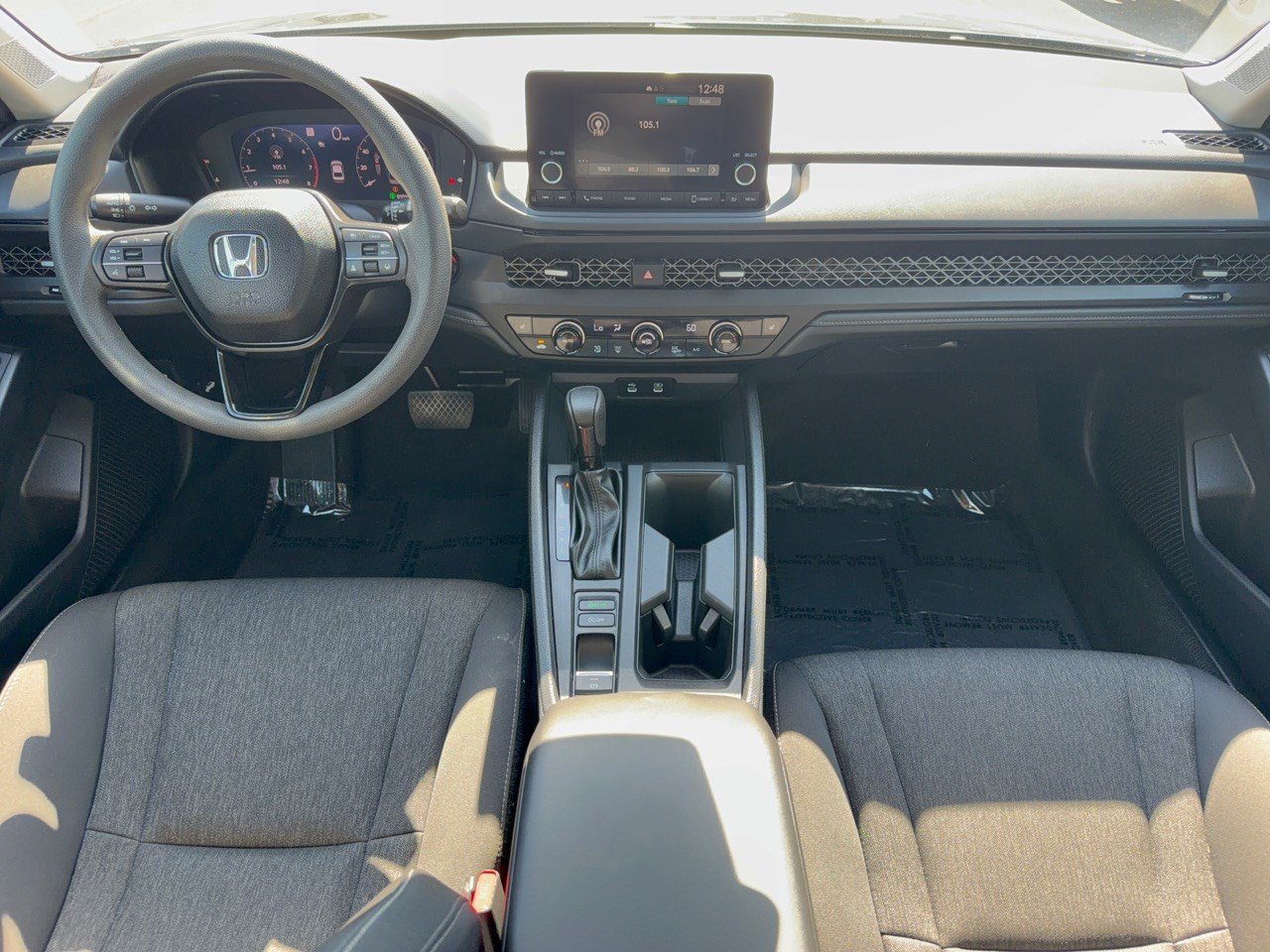 2025 Honda Accord SE - Photo 17