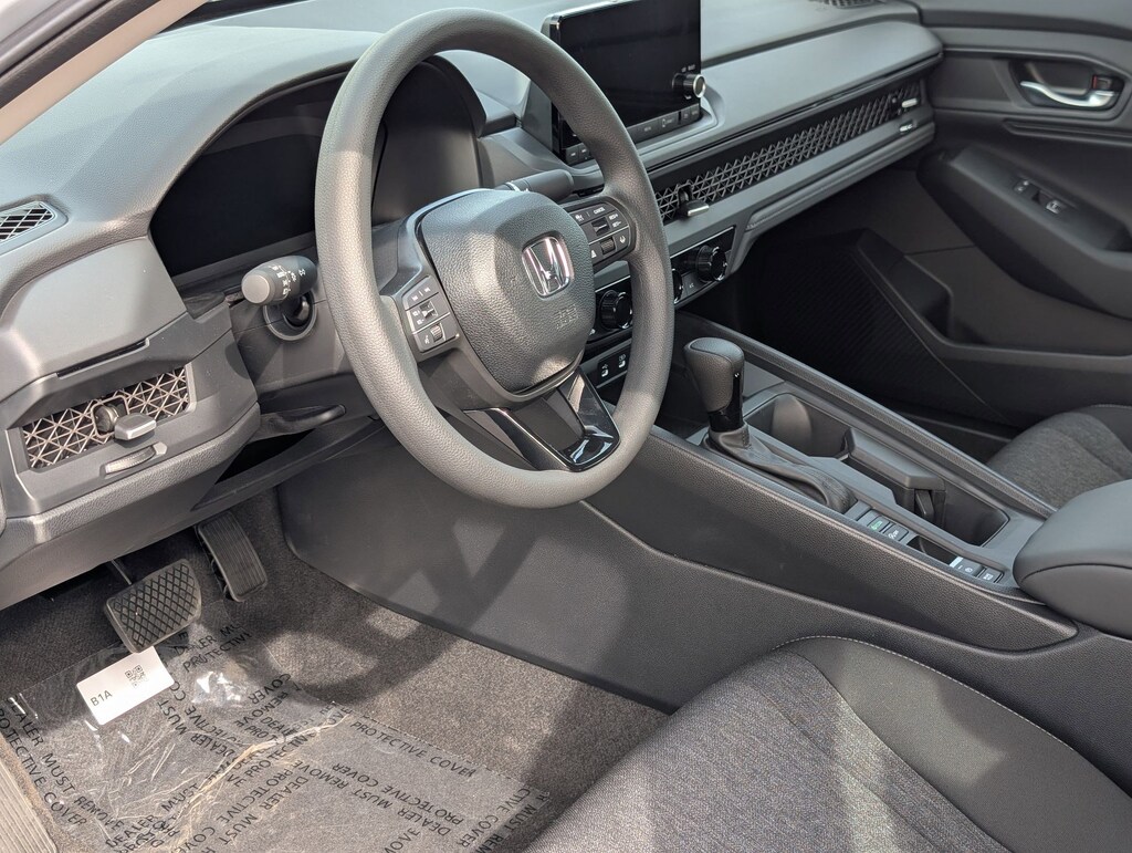 2025 Honda Accord SE photo 4