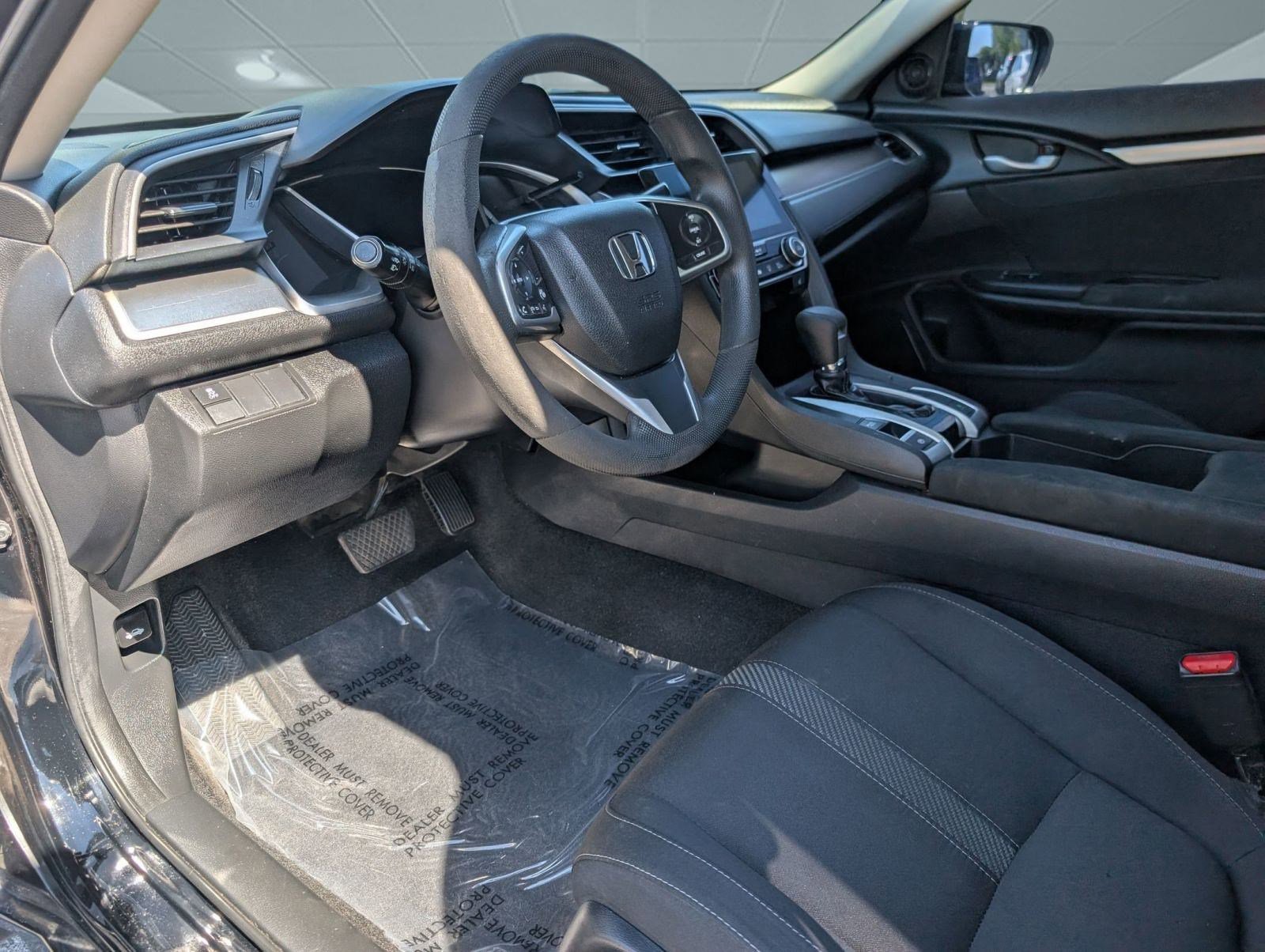 2017 Honda Civic EX-T photo 4