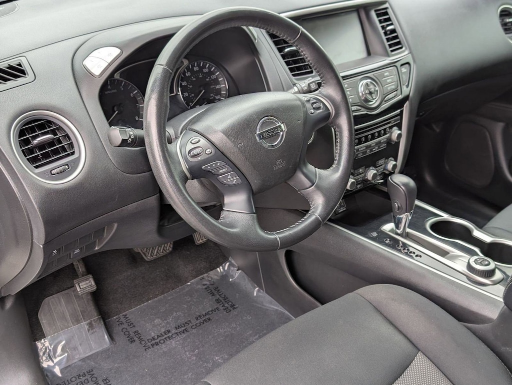 Used 2018 Nissan Pathfinder SV SUV