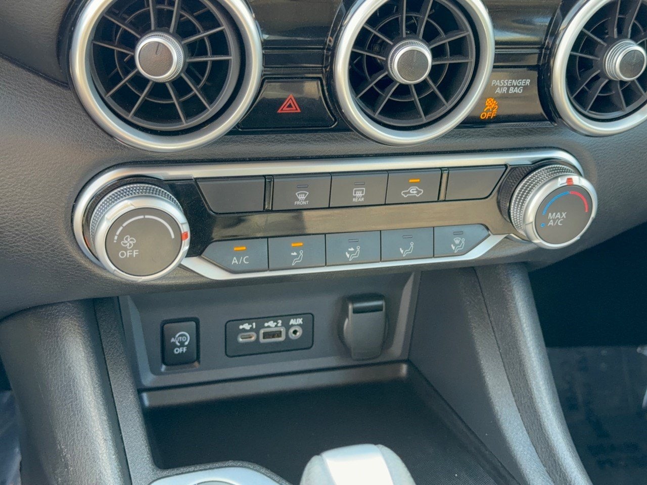2025 Nissan Sentra SV - Photo 22