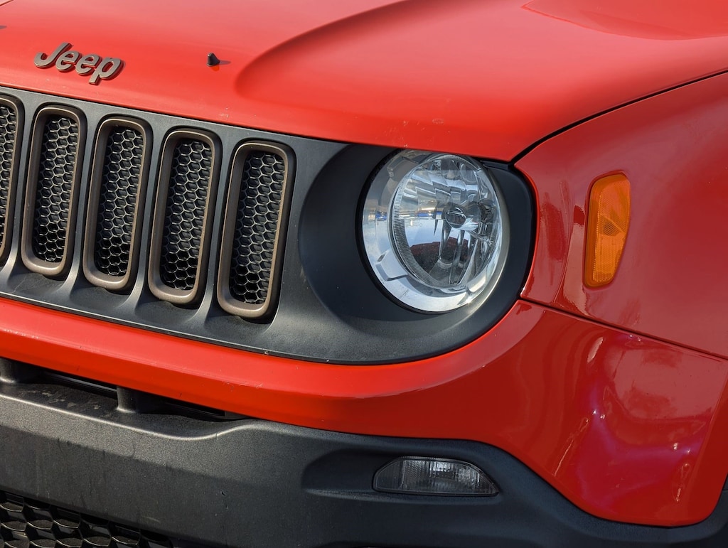 2016 Jeep Renegade Latitude North Edition photo 4
