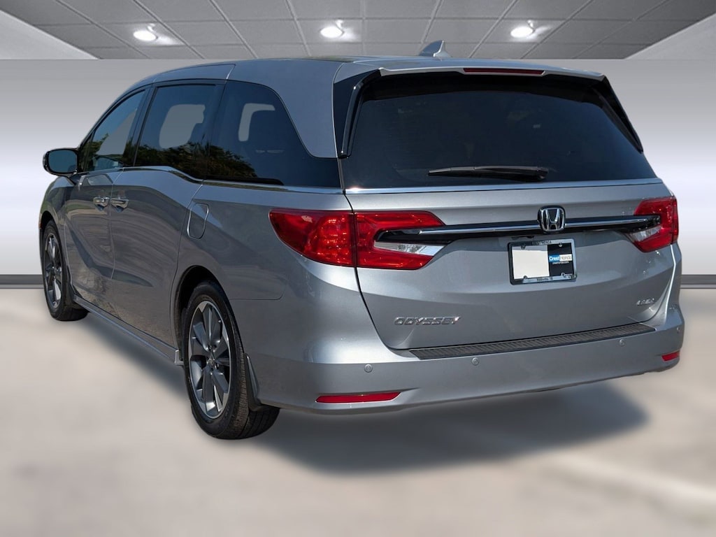 Used 2023 Honda Odyssey Elite Van