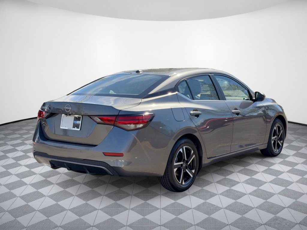 2025 Nissan Sentra SV - Photo 9
