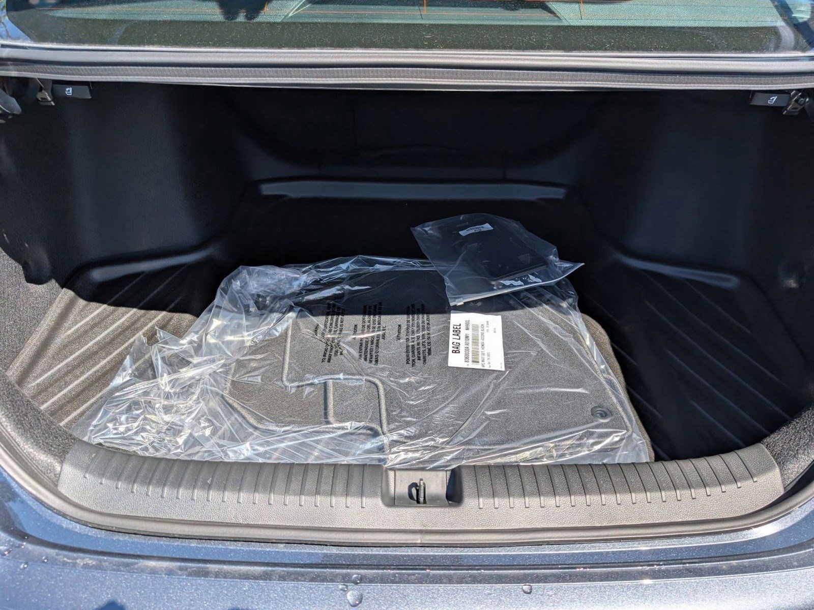 2025 Honda Accord Hybrid EX-L - Photo 25