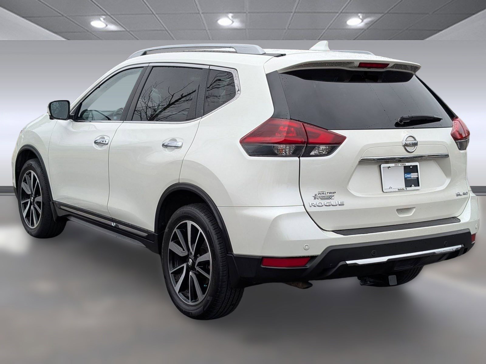 2019 Nissan Rogue SL photo 2