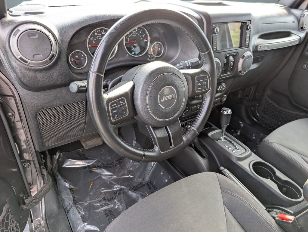 2016 Jeep Wrangler Unlimited Sport photo 4