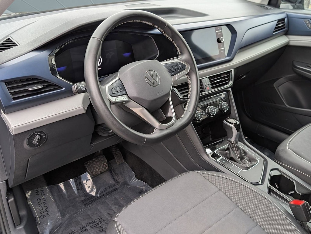 Used 2024 Volkswagen Taos SE SUV