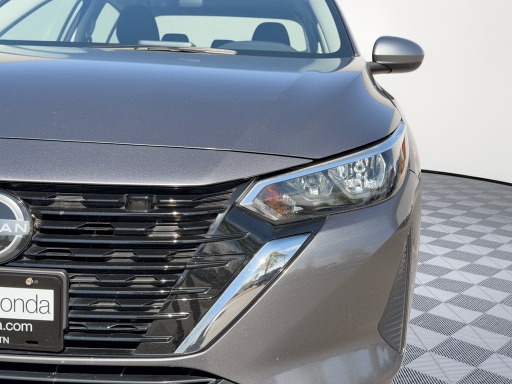 2025 Nissan Sentra SV - Photo 12