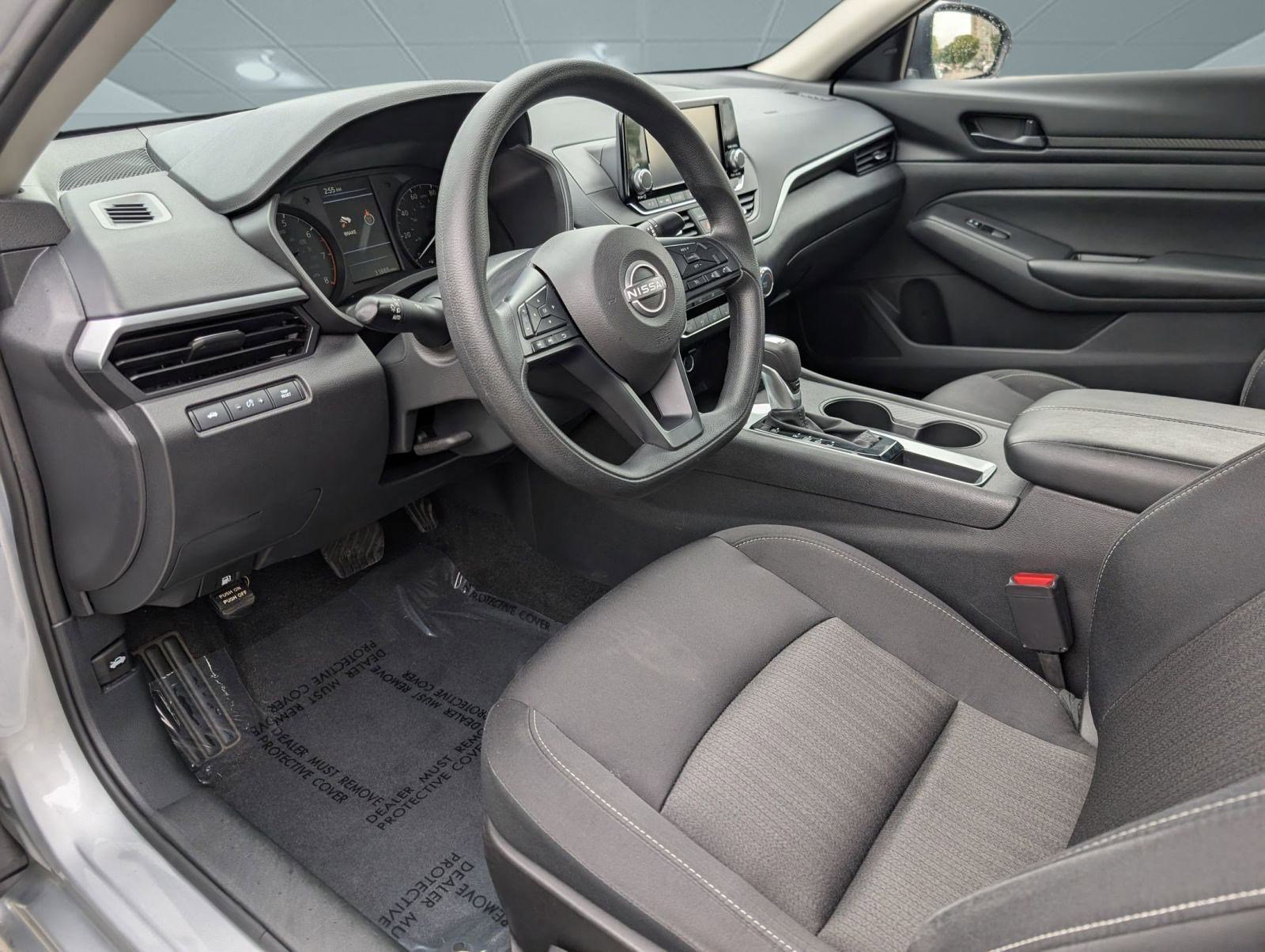 2024 Nissan Altima 2.5 S photo 3