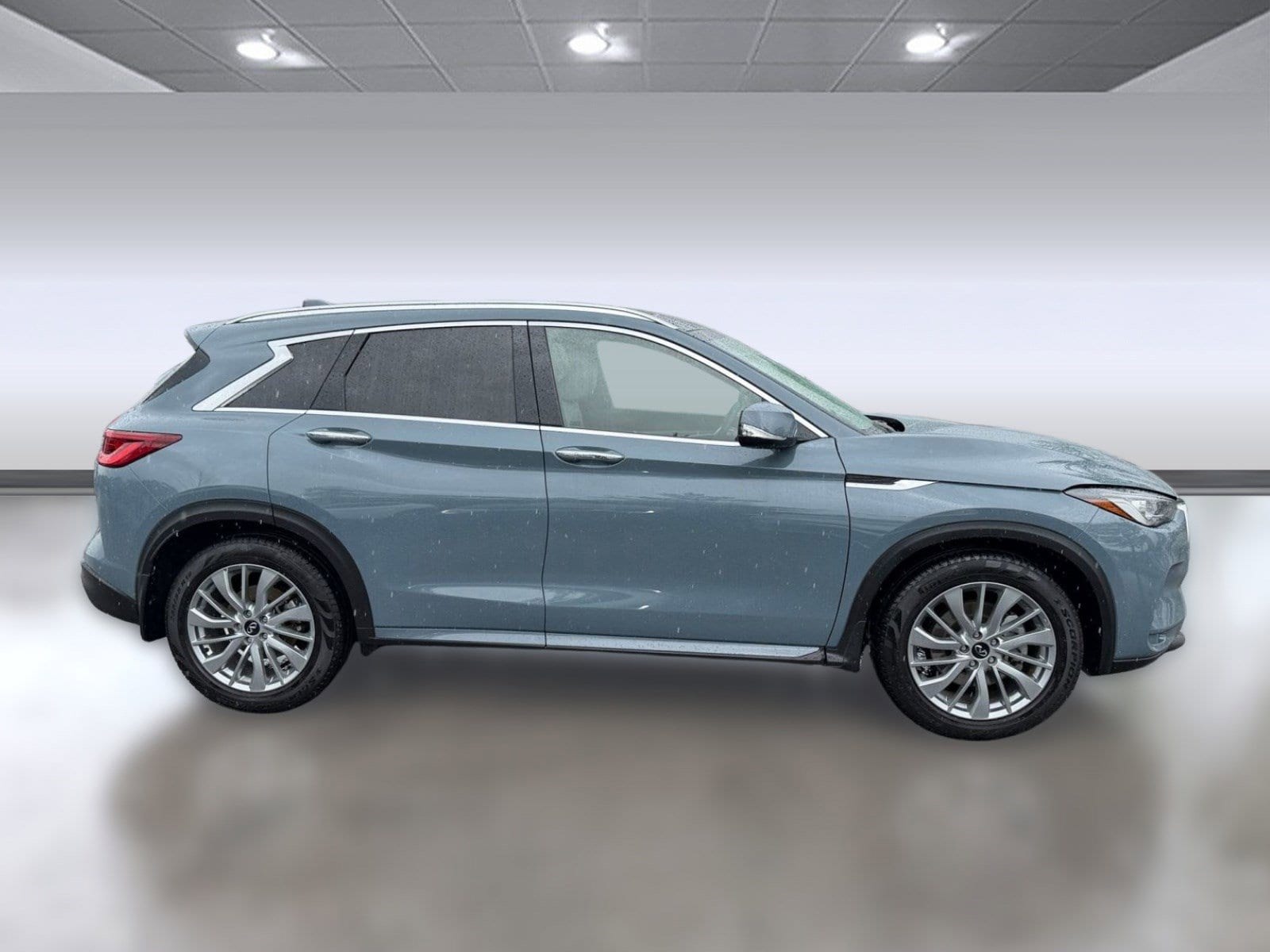 QX50 LUXE SUV