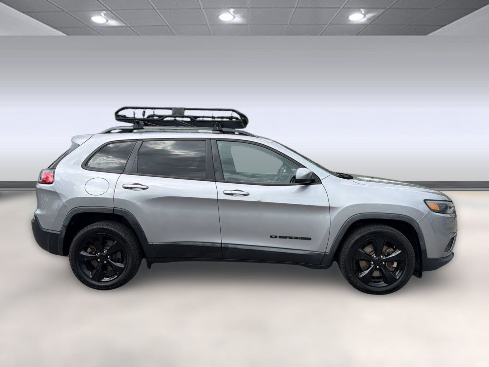 Cherokee Altitude SUV