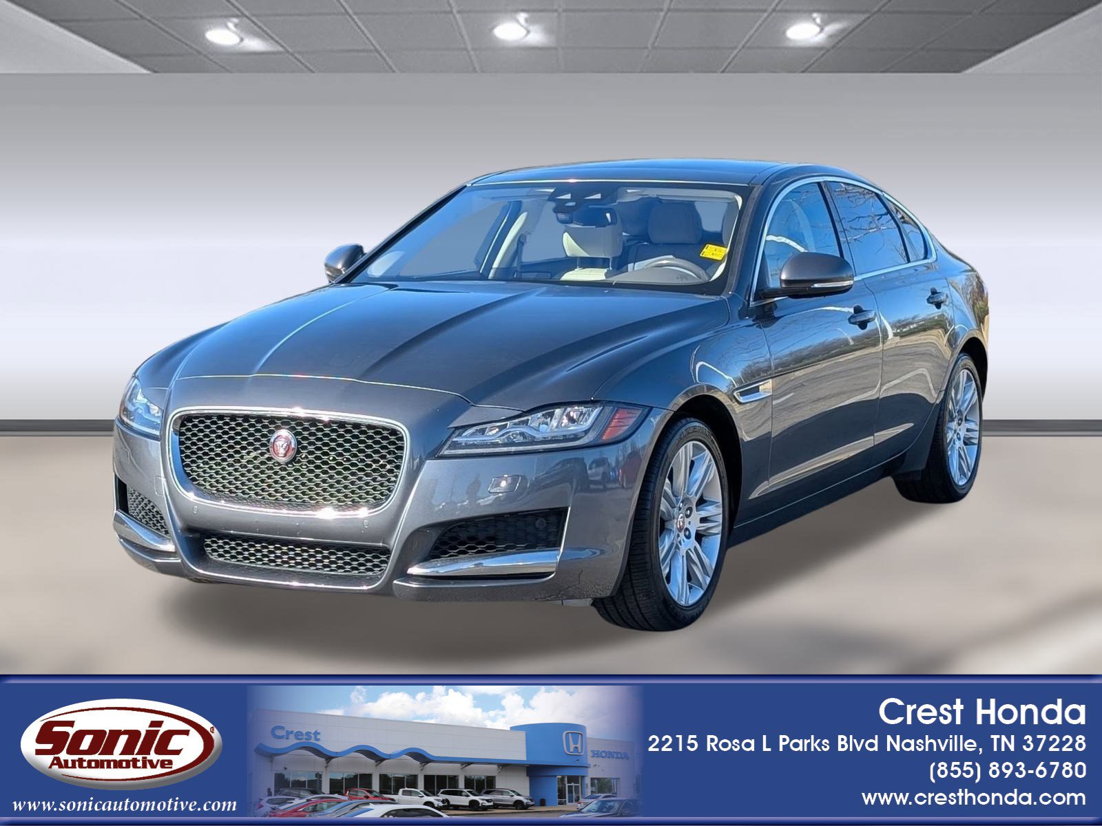 2017 Jaguar XF Premium's photo