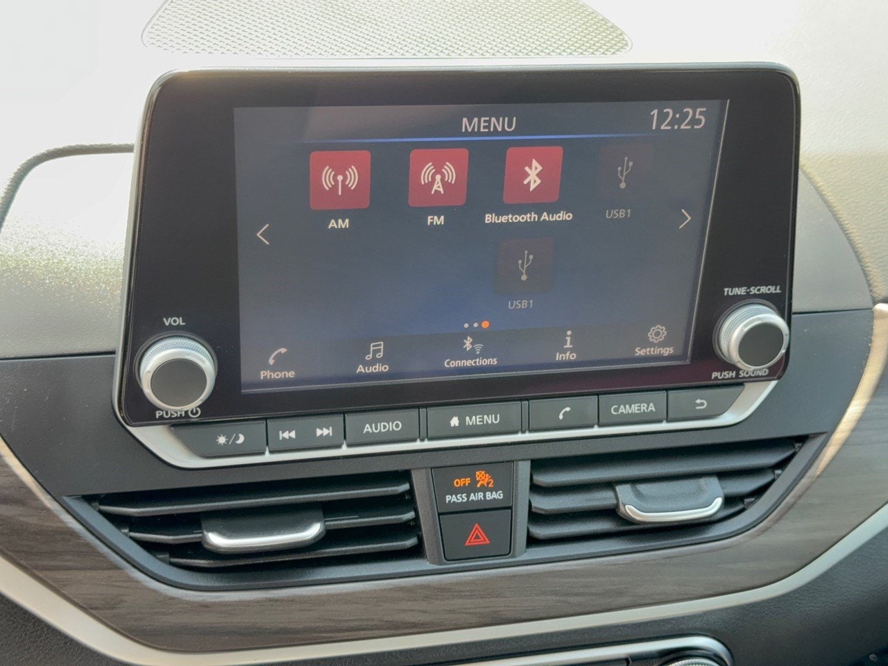 2025 Nissan Altima SV - Photo 22